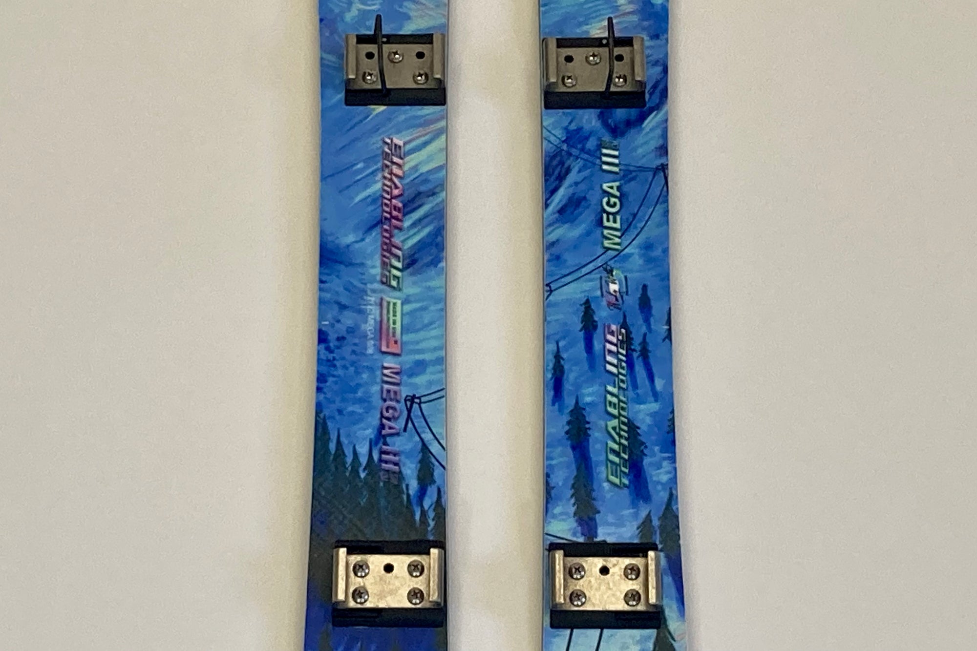 Articulating Mechanism Ski Mounting Brackets
