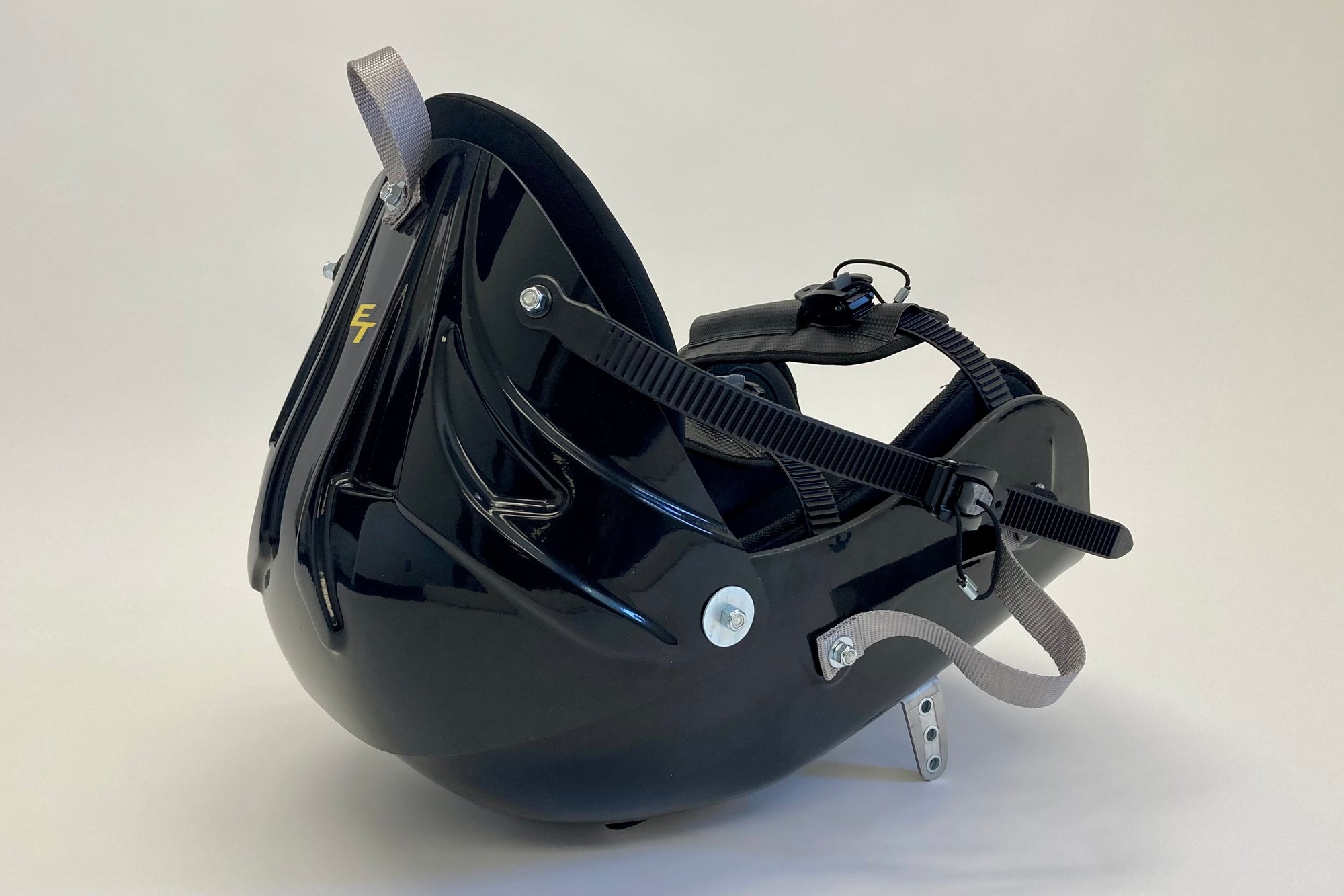 Low Back Clamshell Seating System